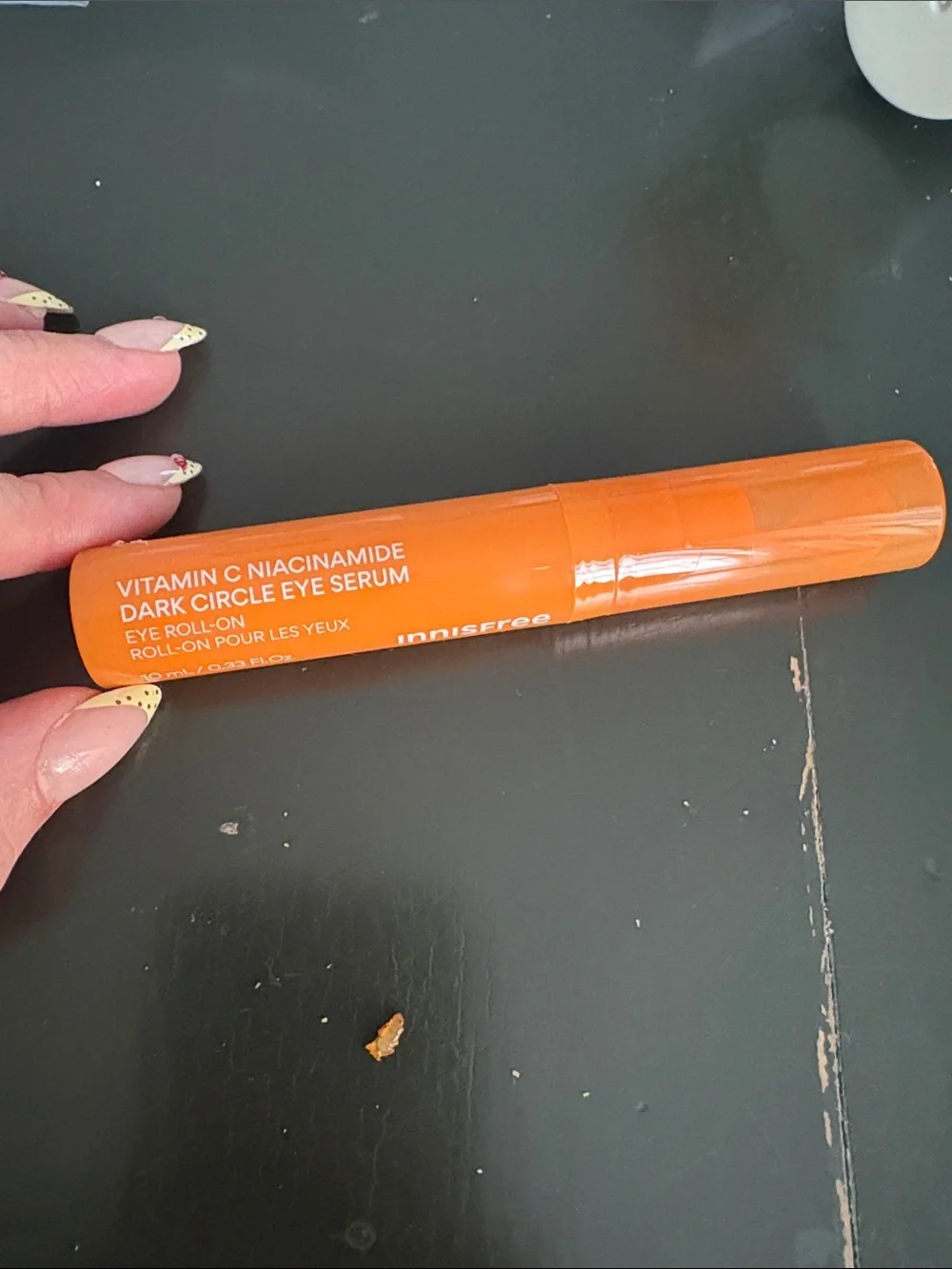Vitamin C Niacinamide Dark Circle Eye Serum Roll-On - in is free